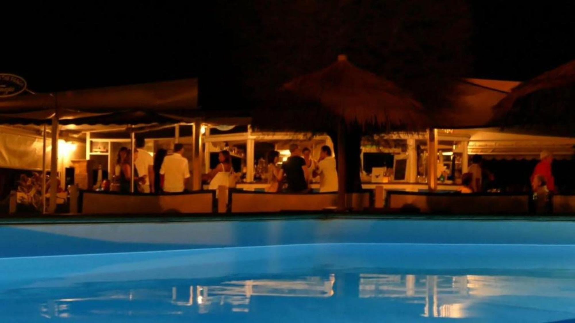 Bed And Breakfast Bagno Venezia Marina di Carrara Kültér fotó